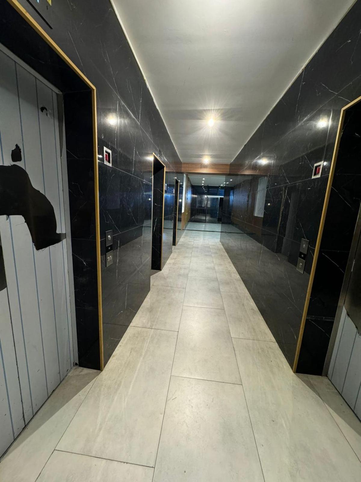Moonlight Apart-Hotel บาทูมิ ภายนอก รูปภาพ